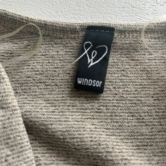 Windsor Taupe Knit Twist Front Crop Top & High Waist Pants Set – Size L - Picture 4 of 15